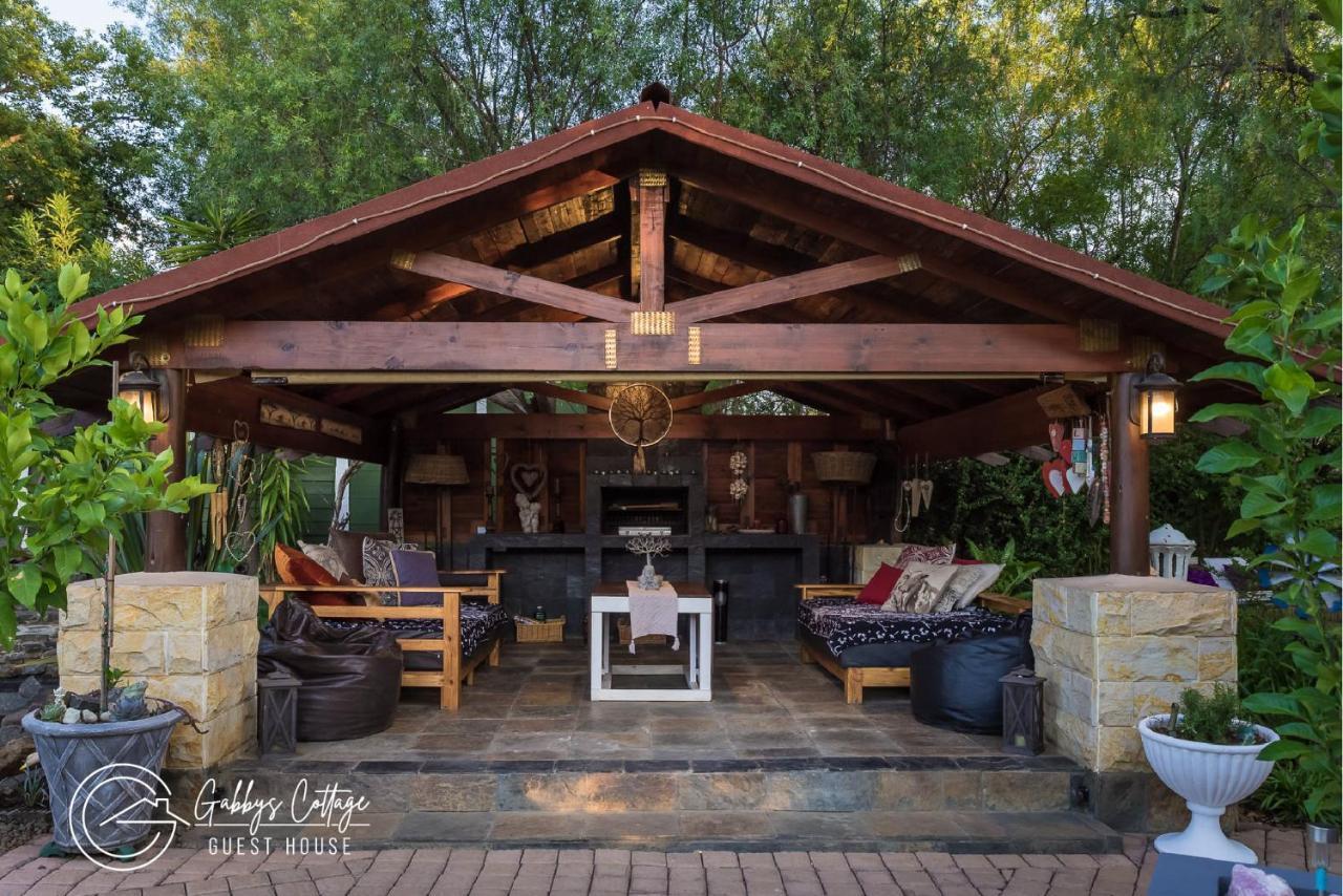 Gabbys Cottage Guesthouse Bloemfontein Eksteriør billede