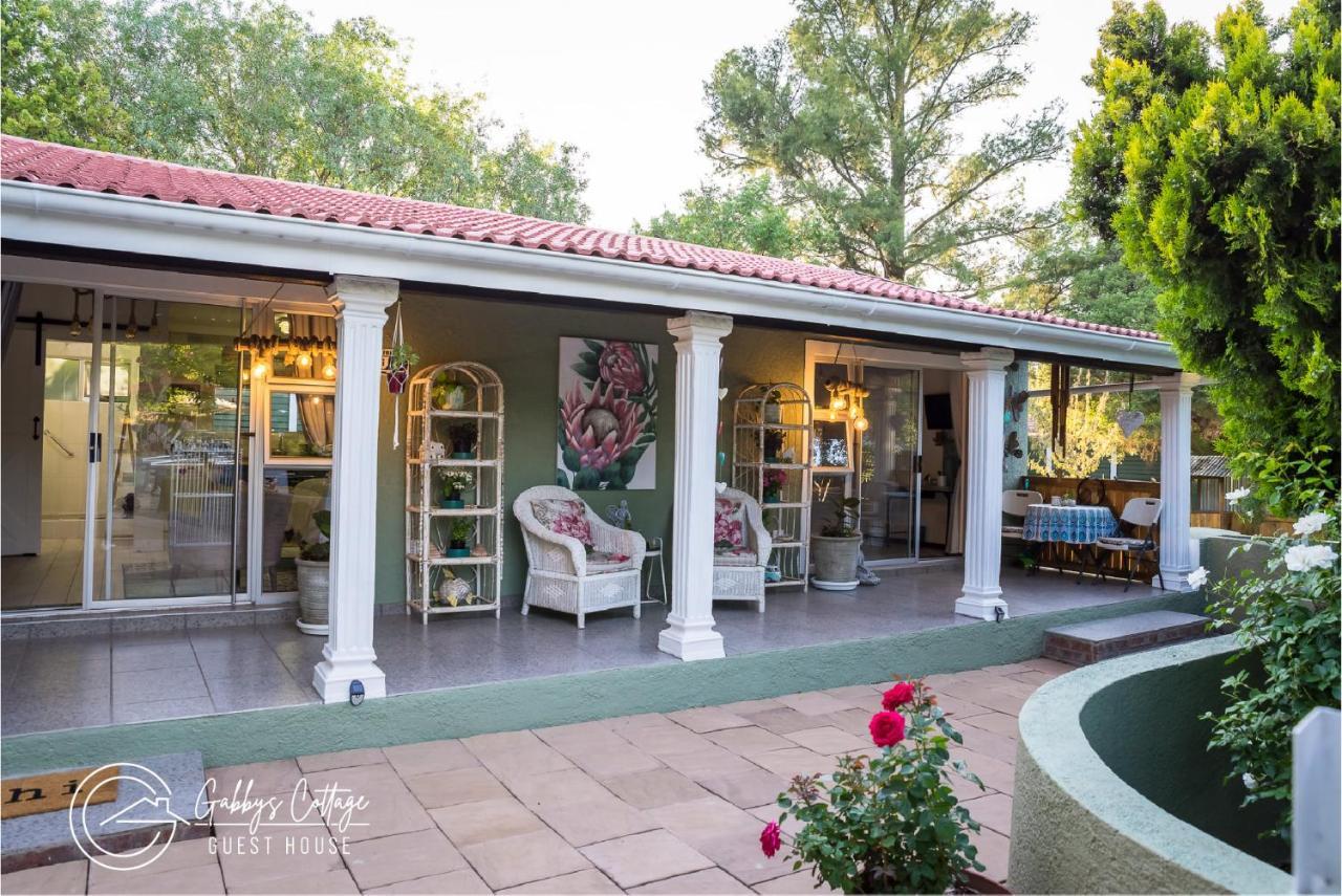 Gabbys Cottage Guesthouse Bloemfontein Eksteriør billede