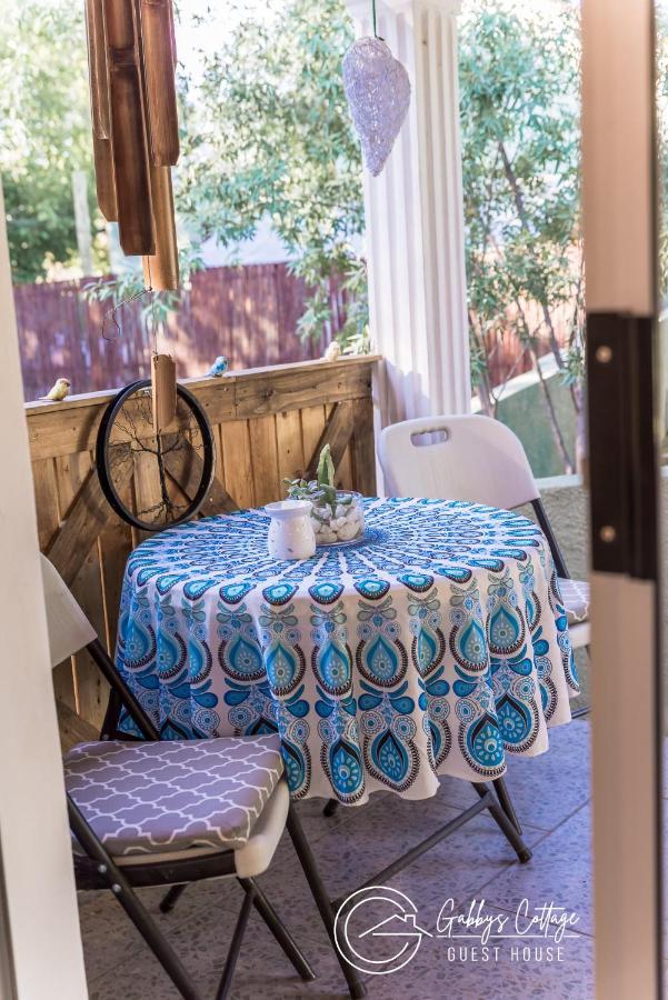 Gabbys Cottage Guesthouse Bloemfontein Eksteriør billede