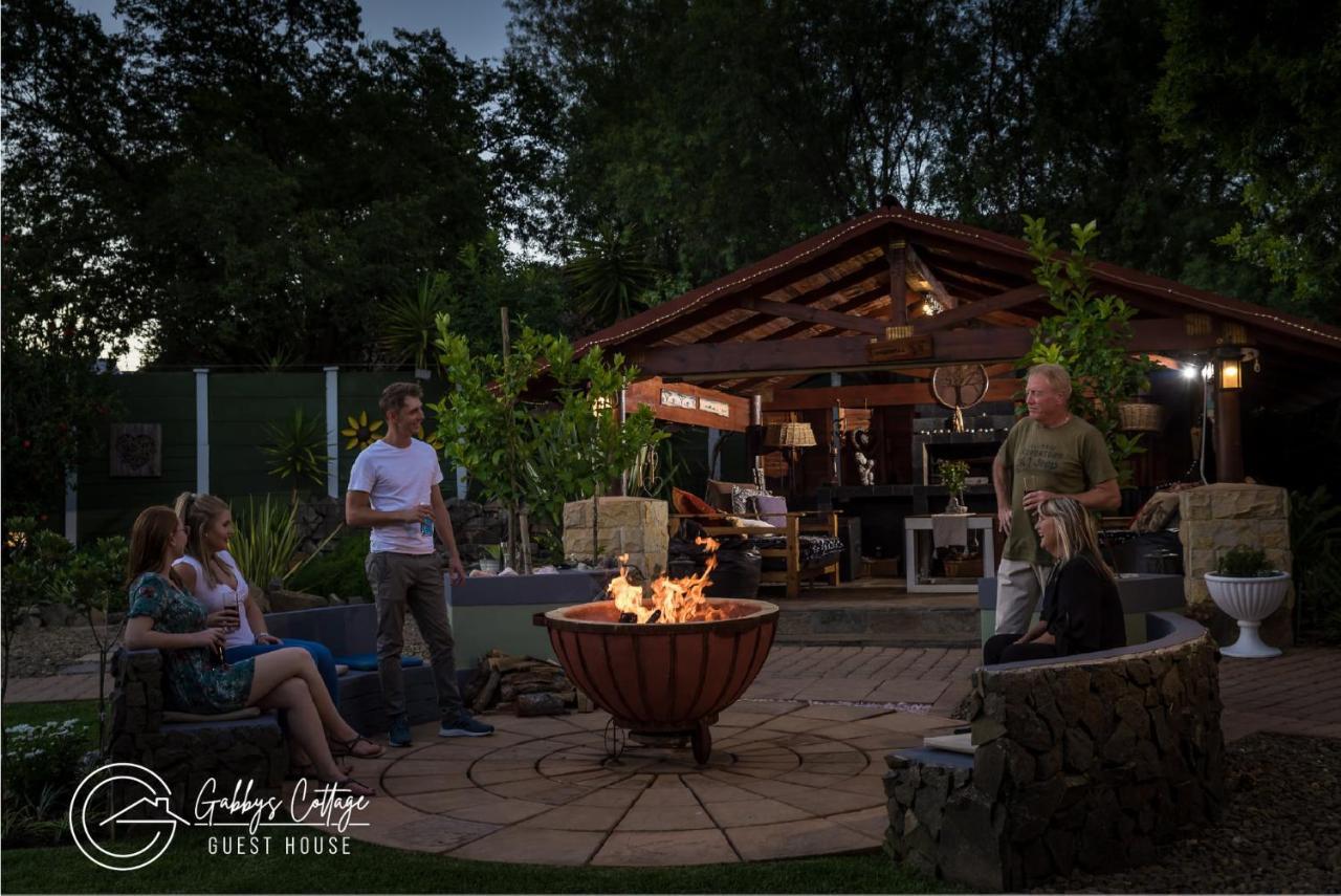 Gabbys Cottage Guesthouse Bloemfontein Eksteriør billede