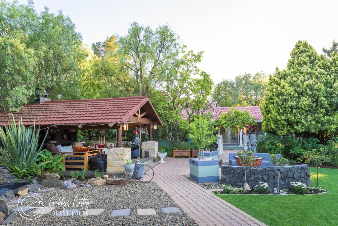 Gabbys Cottage Guesthouse Bloemfontein Eksteriør billede