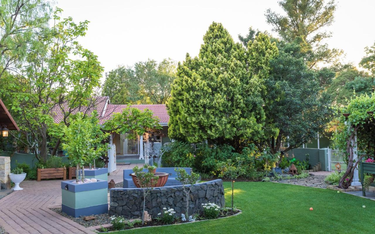 Gabbys Cottage Guesthouse Bloemfontein Eksteriør billede