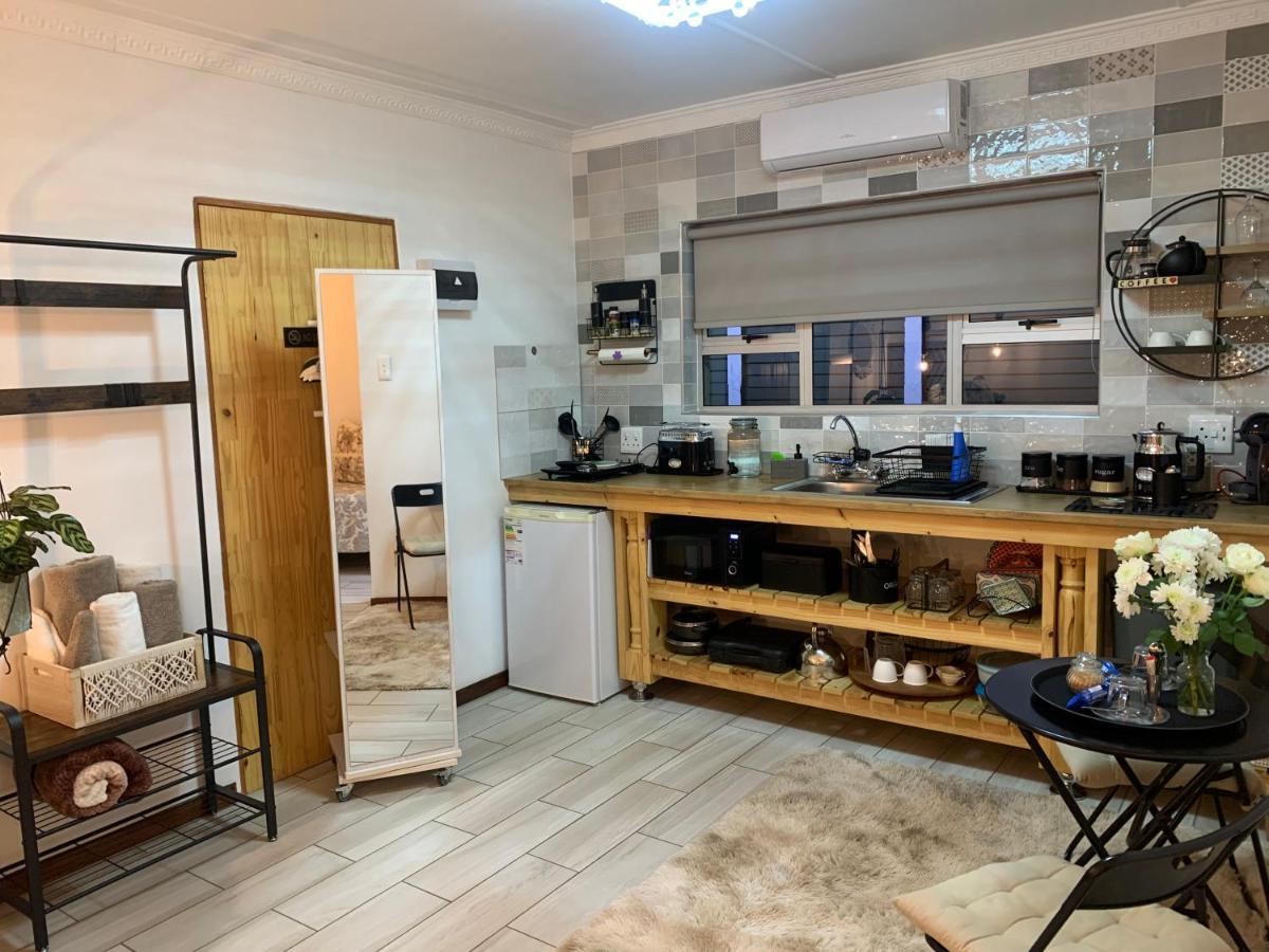 Gabbys Cottage Guesthouse Bloemfontein Eksteriør billede